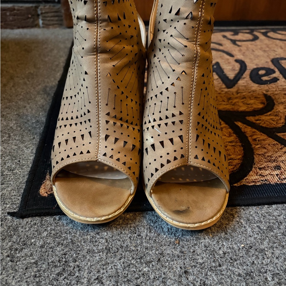 Elegant Tan Laser-Cut Peep-Toe Boots